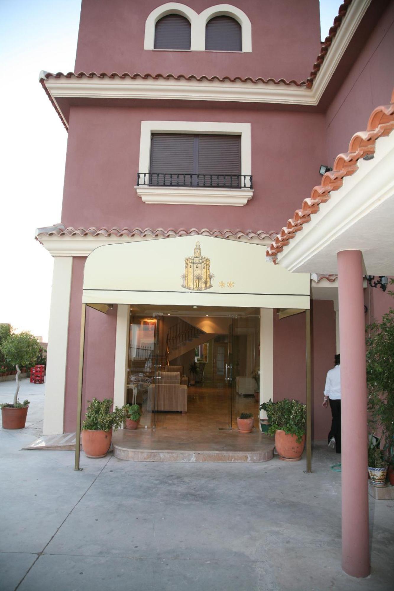 Hotel Torre Del Oro La Rinconada Ngoại thất bức ảnh